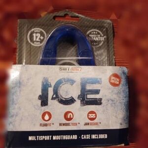 NIB sports mouthguard blue